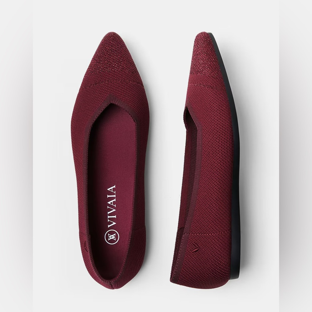 Vivaia Aria Garnet Pointed-Toe V-Cuts Flats Size 36 EUC